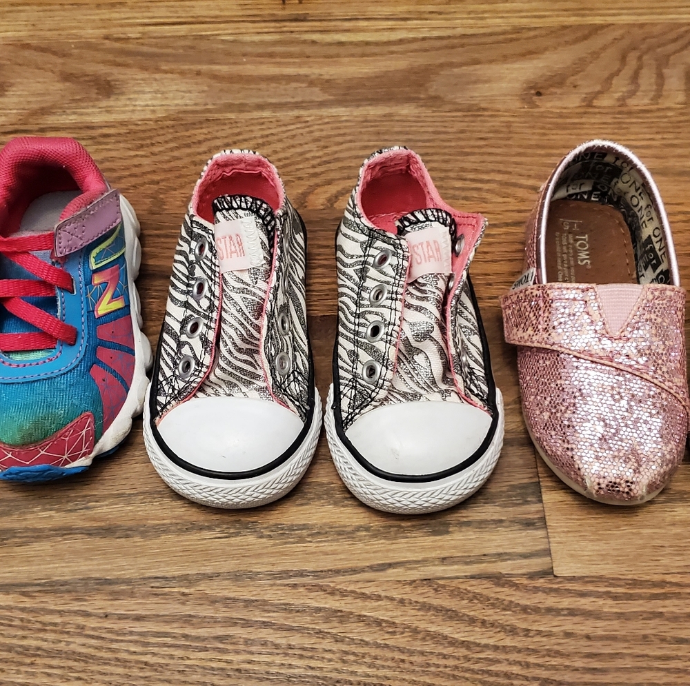 Toddler Girl Size 4 Shoes